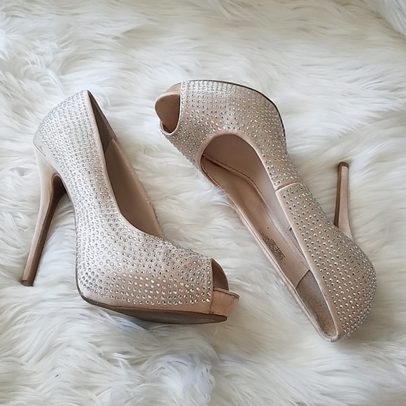 Jennifer Lopez Shoes - Jennifer Lopez Rhinestone Heels Sz 8M